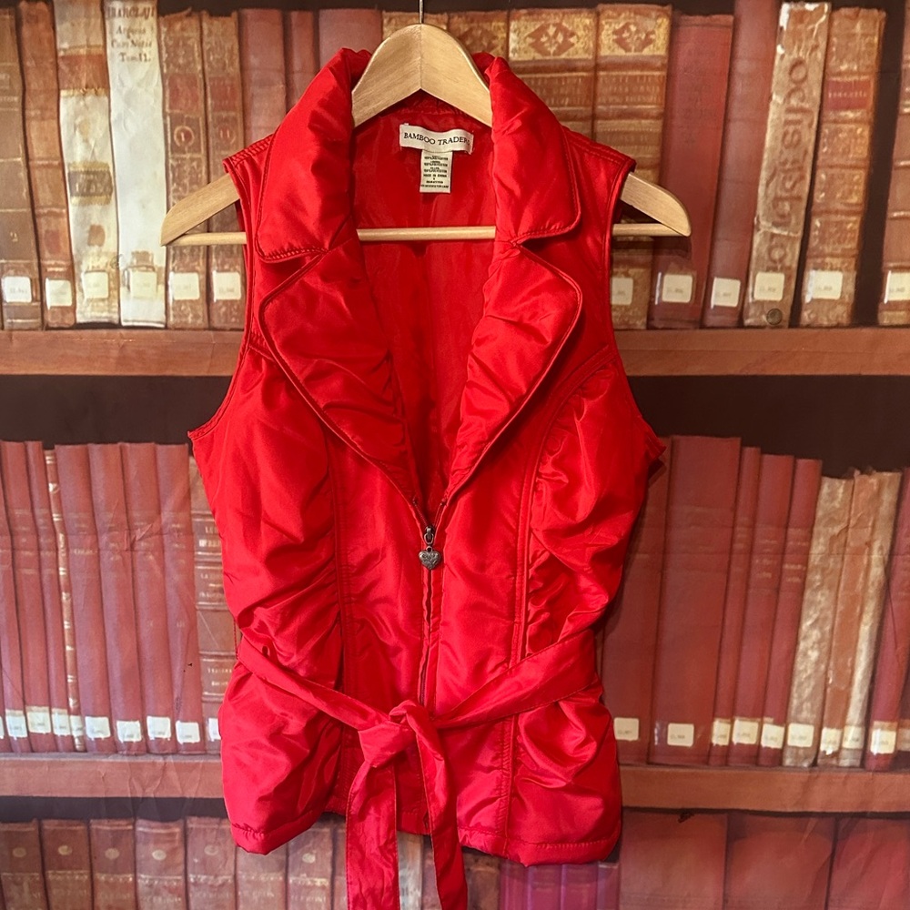 Bamboo Traders Red Sleeveless Puffer Zip Vest with Belt – Size‎ Small